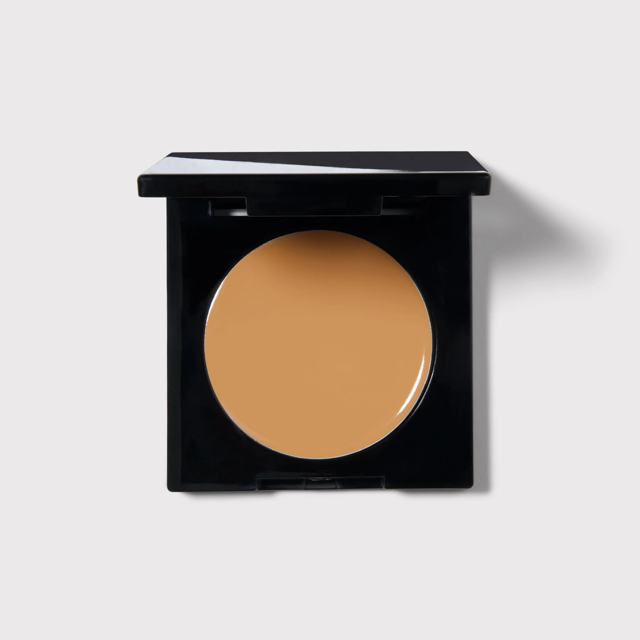 Seamless Finish Full Coverage Concealer - Image 13